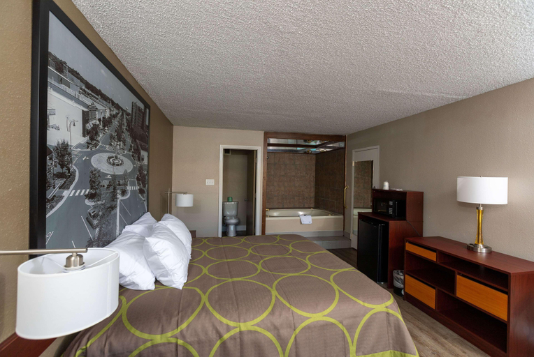 Bedroom 3, Super 8 by Wyndham Goldsboro, Wayne