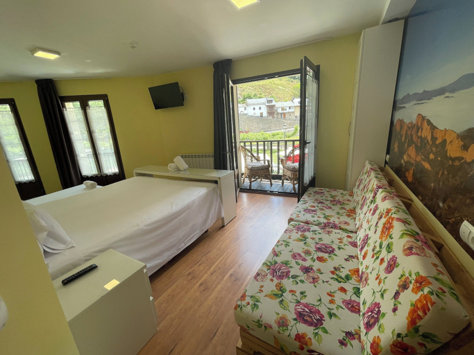 Bedroom 2, THE WAY HOTEL & SUITES, León