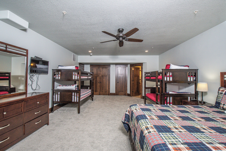 Bedroom 2, Let the Good Times Roll by Taylor Made Deep Creek, Garrett