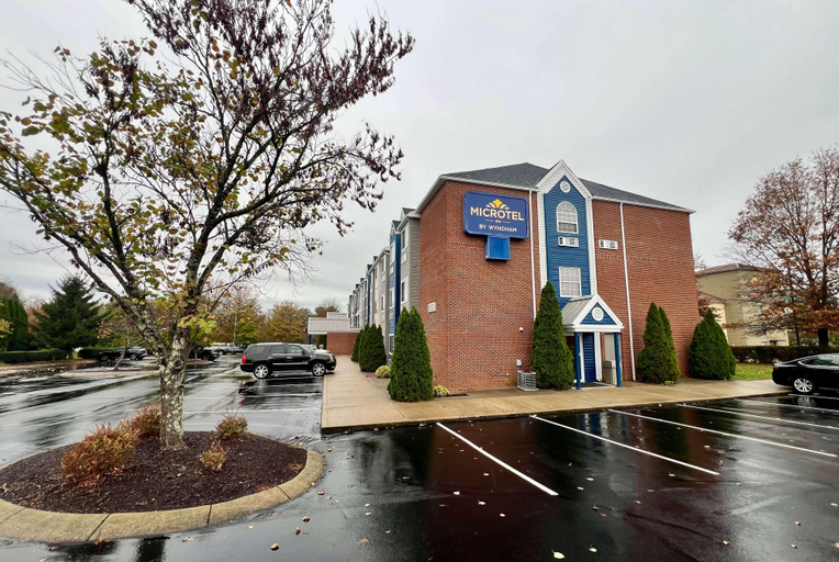 Exterior & Views 1, Microtel Inn by Wyndham Georgetown, Scott