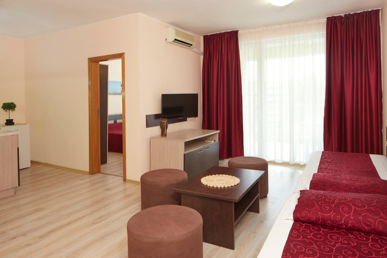 Bedroom 3, Apart Hotel Vechna R, Nesebar