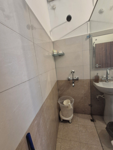 Bathroom 5, The Coverpage Boutique Stays, Dehradun