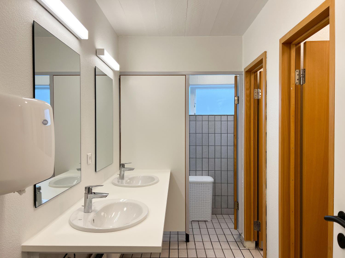 Bathroom 3, Eiðar - Hostel, Austur-Hérað