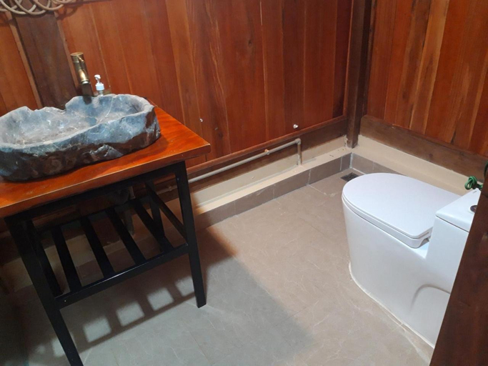 Bathroom 1, Byve Garden, Quốc Oai