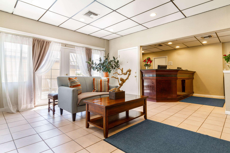 Public Area 2, Rodeway Inn, King