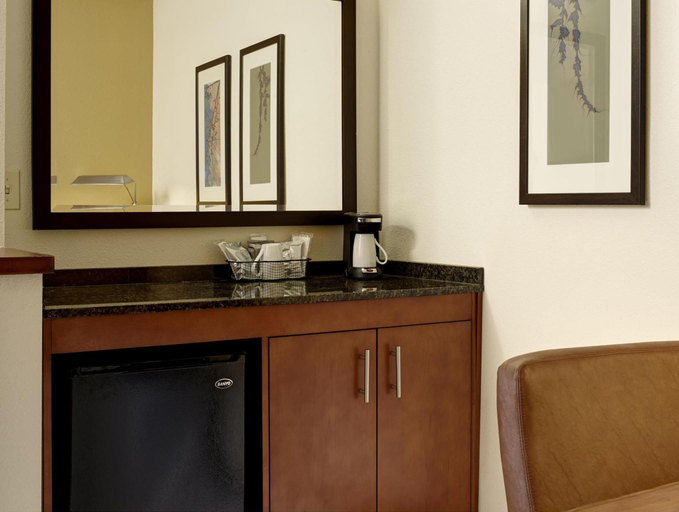 Public Area 2, Hyatt Place Fort Myers/at The Forum, Lee