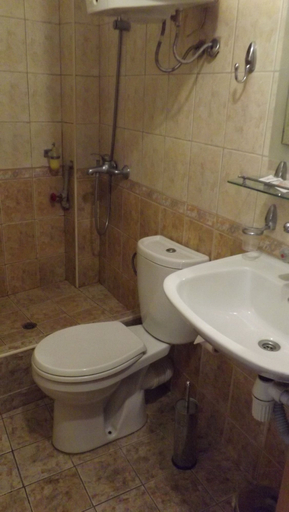 Bathroom 4, Palitra Family Hotel, Varna