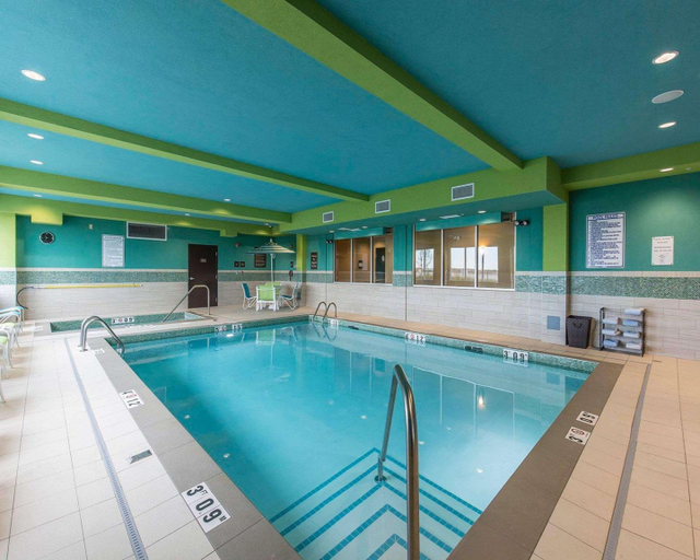 Sport & Beauty 2, Comfort Inn & Suites Airport North, Division No. 6