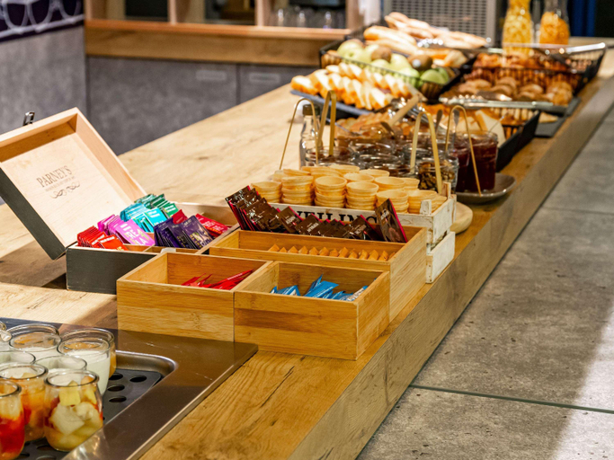 Food & Drinks 5, ibis budget Pontault Combault Marne la Vallee, Seine-et-Marne