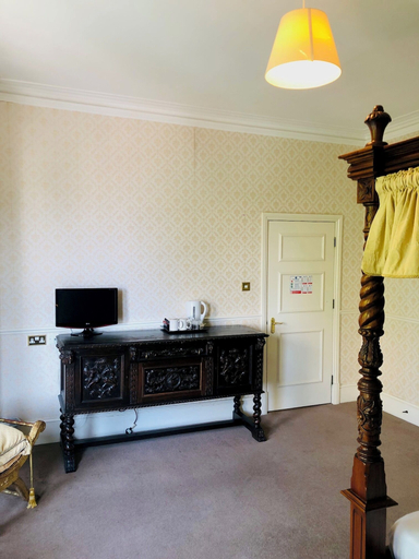 Others 5, Albany Hotel, Brighton and Hove