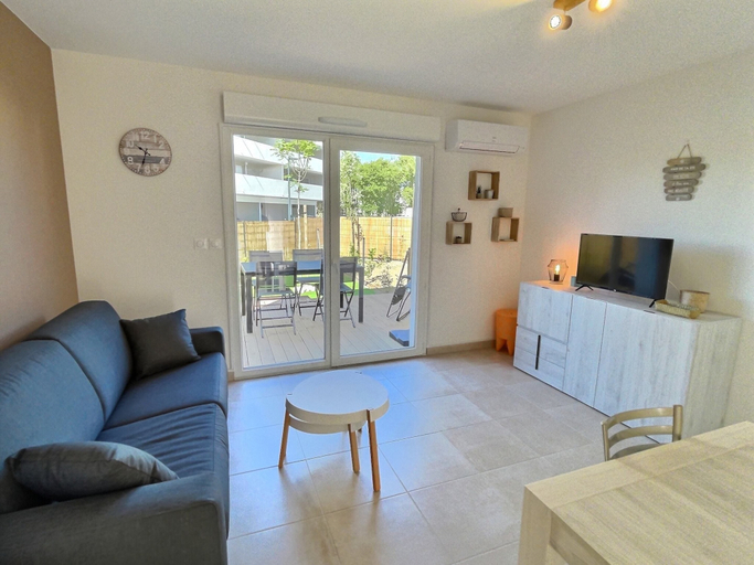 Living room, Maisonette Near Valras-plage Beach, Hérault