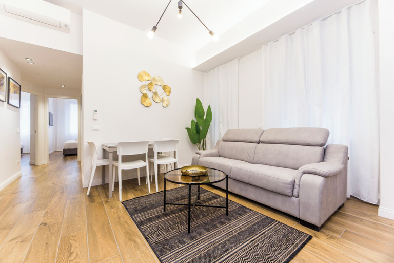 Others 4, Elegant flats in Genoa, Genova