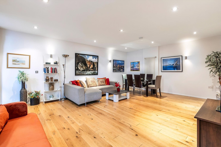 Others 5, The Spaceworks Stylish Flat Near Shoreditch, London