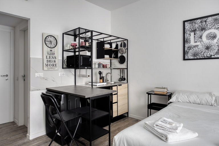 Bedroom, Stylish Studios near Subway, Milano