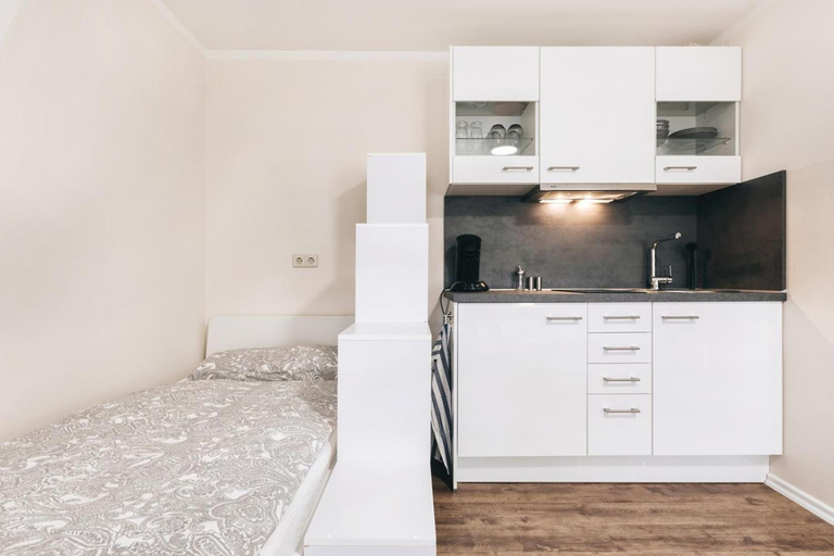 Kitchen 3, Gentilly Apartments Freiberg, Mittelsachsen