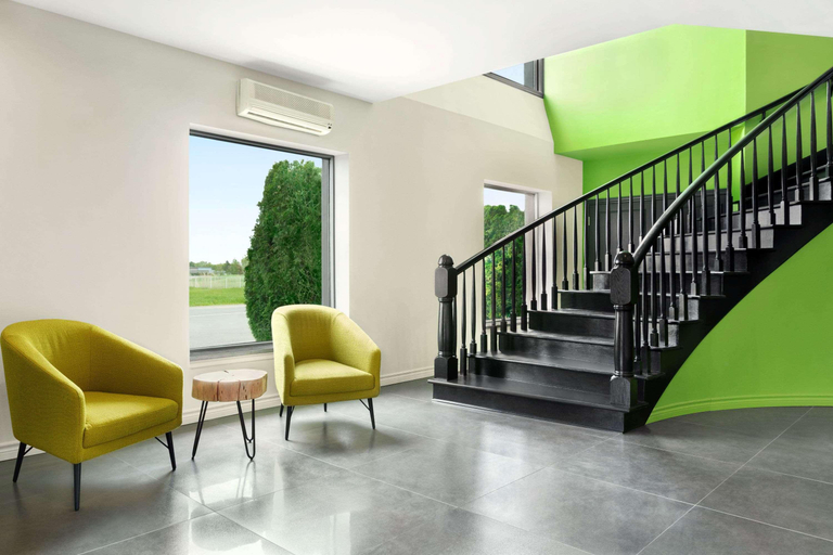 Public Area 3, Travelodge by Wyndham Rigaud, Vaudreuil-Soulanges
