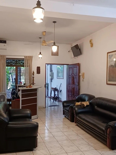 Others 5, Bunks Galle, Galle Four Gravets