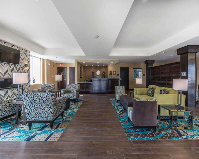 Public Area 4, Comfort Inn & Suites Airport North, Division No. 6