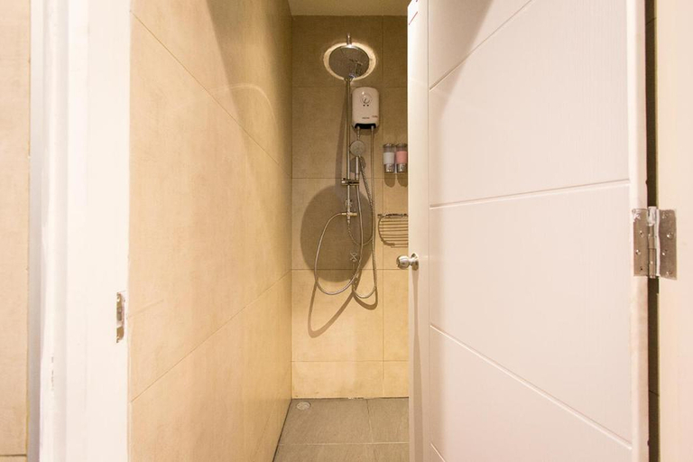 Bathroom 6