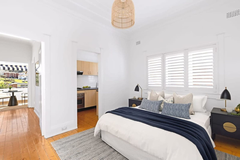 Room 4, Absolute Seafront Bronte, Sydney