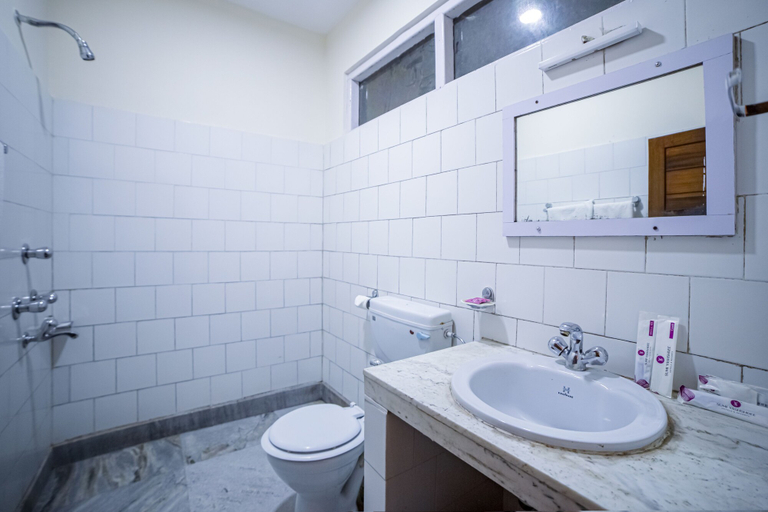 Bathroom 3, Hotel Chiminda Pelling, West Sikkim