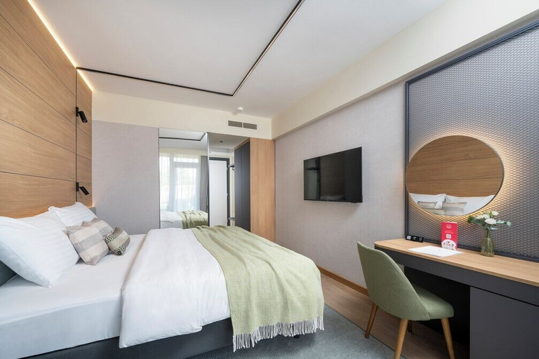 Bedroom 4, Hotel Pelegrin Plava Laguna, Umag