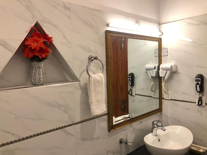 Others 2, Neshaz Hotel & Suites, Lahore