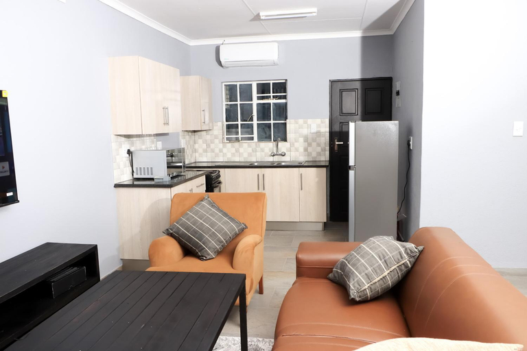 Others 4, Maranzhe Villa, Vhembe