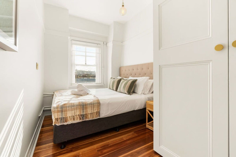 Room 2, Beachfront Serenity Bondi Beach, Sydney