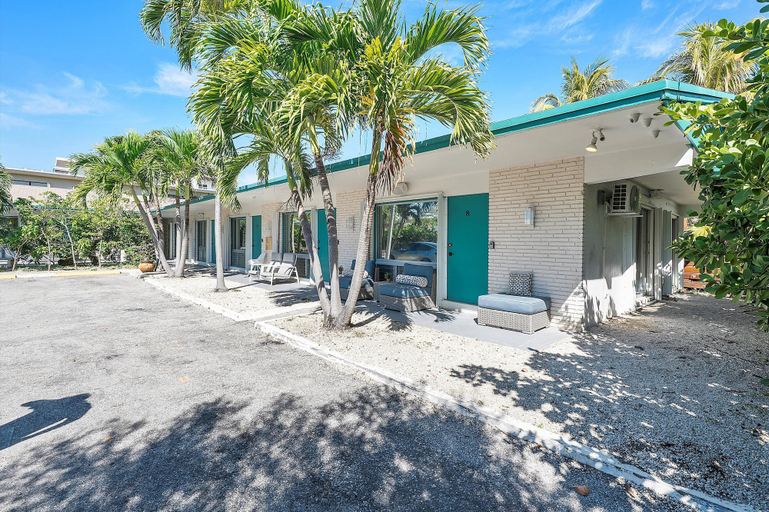 Exterior & Views 2, Palm By The Sea, Broward