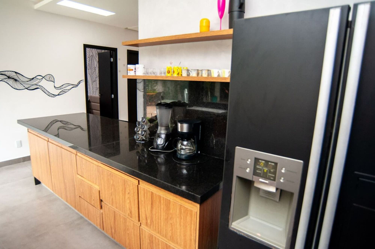 Room 4, Casa pet Friendly c Piscina Churrasqueira e Wi-fi, Saquarema