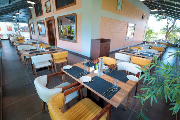 Food & Drinks 5, Trishvam Symphony, Krishnagiri