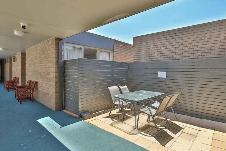 Others 5, Cottonwood Motor Inn, Mildura - Pt A