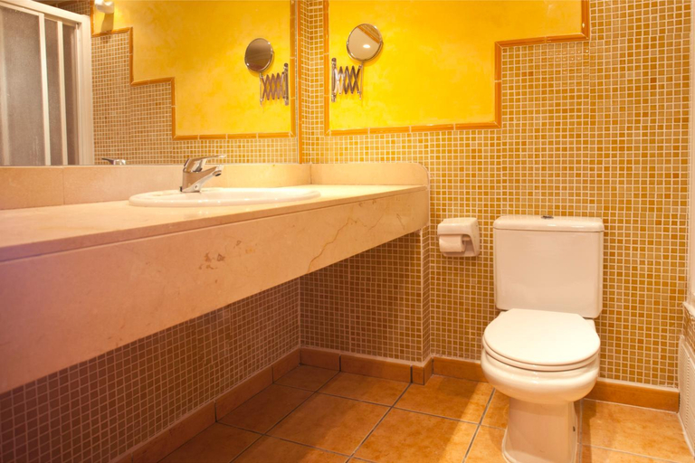 Bathroom 4, Mix Peymar, Baleares
