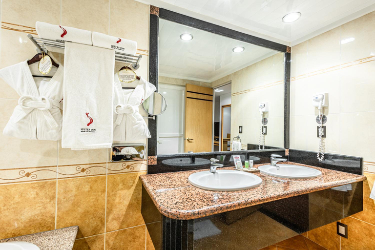 Bathroom 3, Suites Inn la Muralla Hotel & Spa, Toluca