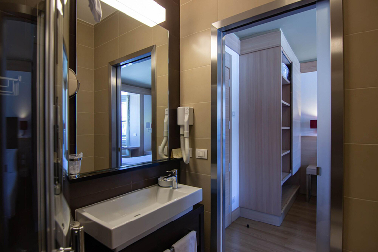 Bathroom 5, TH Cadore - Hotel Antelao, Belluno