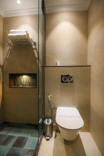 Bathroom 3, The Sunder Palace- Luxury Boutique Hotel, Jaipur