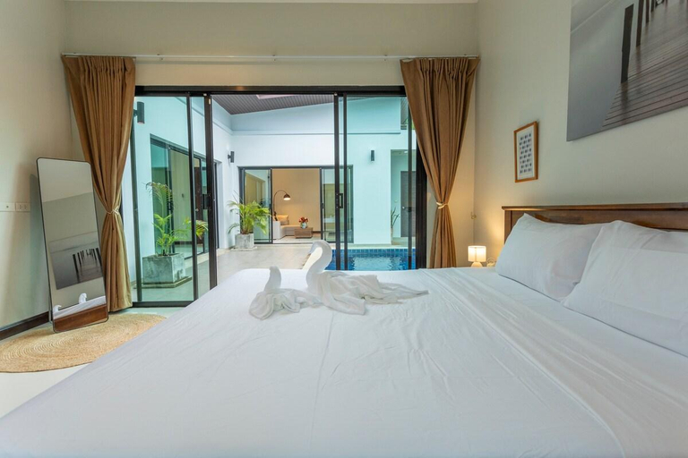 Others 2, 2 Beds large pool night market  Soi Namjai v122, Pulau Phuket