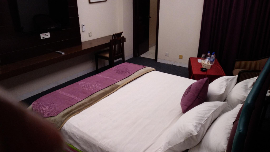 Bedroom 2, Center Point Apartment , Dhaka