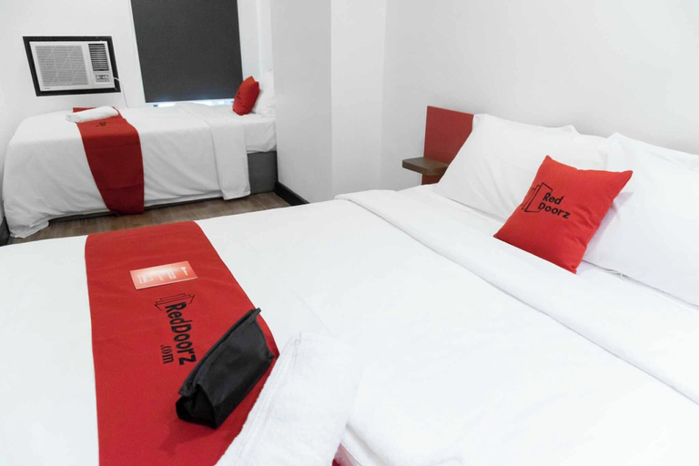 Bedroom 4, Reddoorz Plus Near Bamboo Organ Las Pinas, Las Piñas