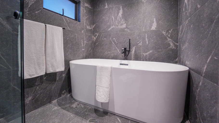 Bathroom 4, Hotel Vermont, Mexico City