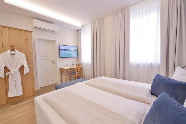 Bedroom, Landidyll Hotel Klostermuhle, Donnersbergkreis