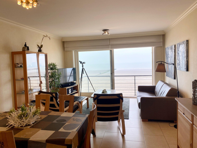 Others 4, Apartment in Nieuwpoort by the Sea, West-Vlaanderen
