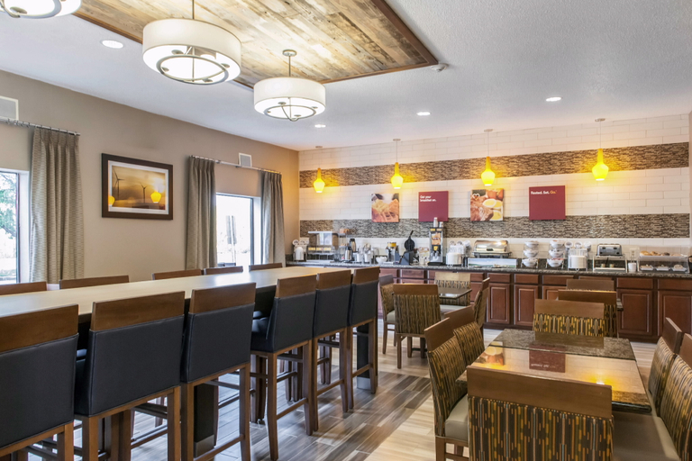 Food & Drinks 5, Comfort Suites Vincennes, Knox