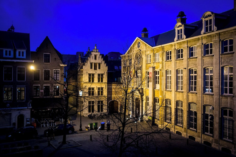 Exterior & Views 2, A place - Vrijdagmarkt 1, Antwerpen