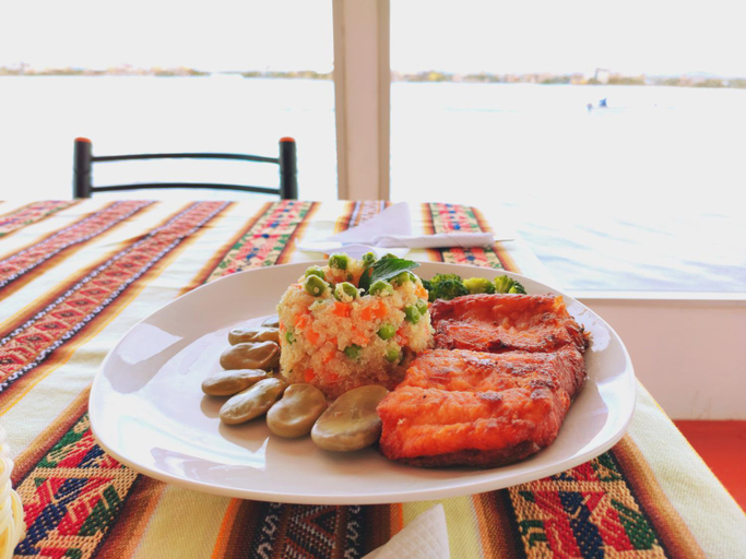 Food & Drinks 4, Uros Maya Lodge, Lago Titicaca