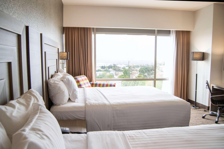 Bedroom 3, Hilton Garden Inn Leon, León