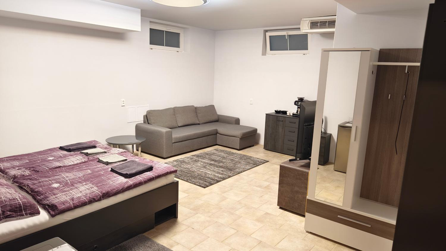 Bedroom 2, Penzion YORK, Liberec