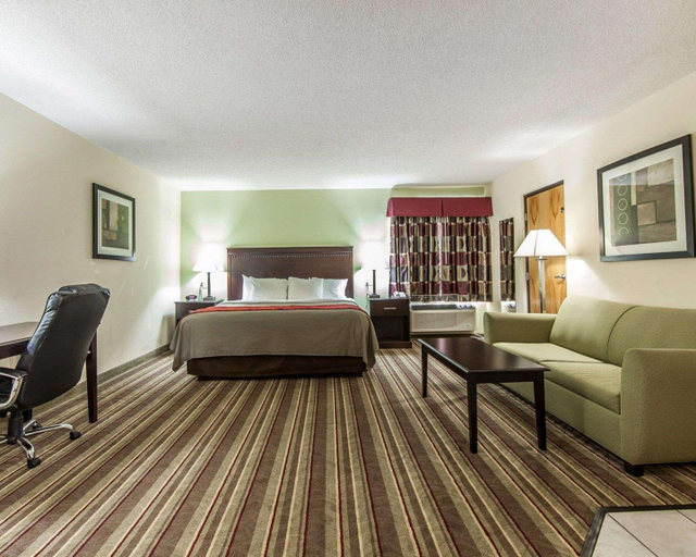 Bedroom 3, Quality Inn Wheelersbur, Scioto