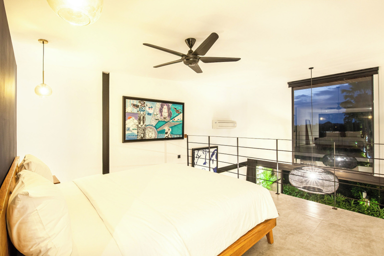 Others 2, Spacious Loft 200m From Beach Canggu, Badung